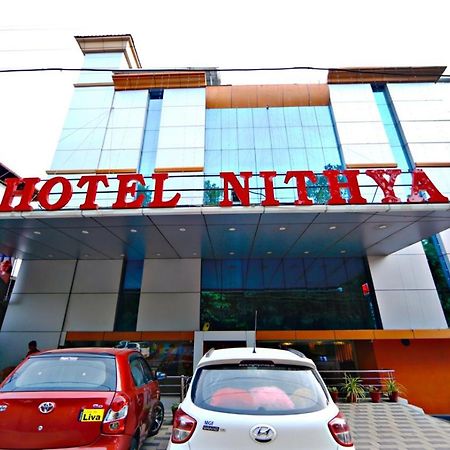 Hotel Nithya Котаям Екстериор снимка
