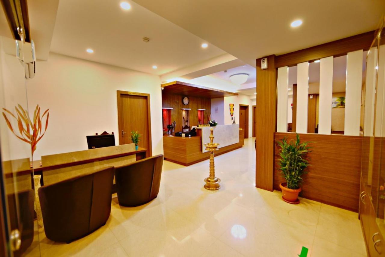 Hotel Nithya Котаям Екстериор снимка